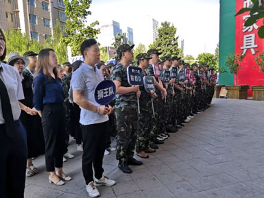 昌禾商學(xué)院丨8·15業(yè)績沖刺大會(huì)，凝心聚力，再創(chuàng)奇跡！